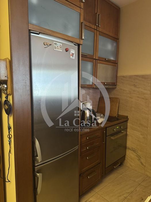 Дава се под наем Тристаен апартамент в София, Център - 110 кв.м за 1250 € - Снимка #7