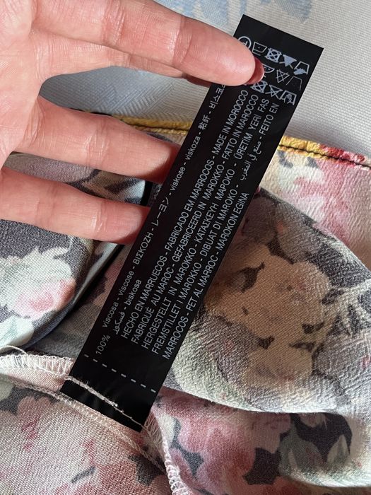 Zara, fustă mini, imprimeu floral, 100% viscoză, talie fundă