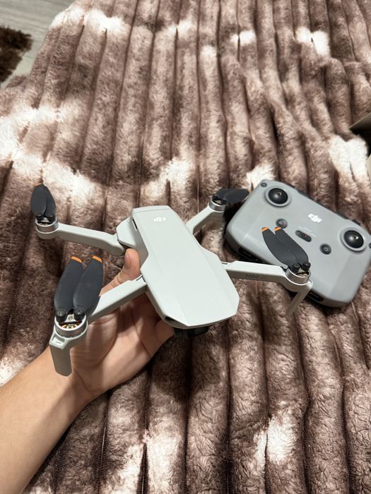 Vand drona DJI MINI 4k