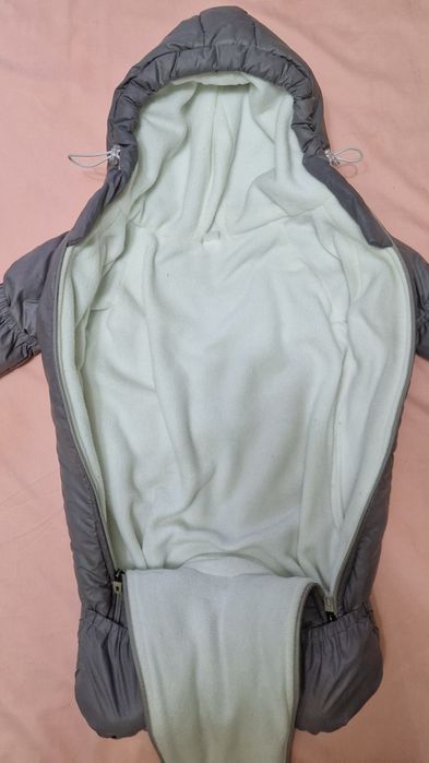 Продам детский зимний комбинезон