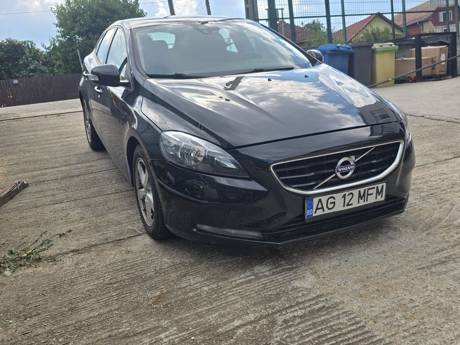 Vand VOLVO V40 D2 1.6 DIESEL