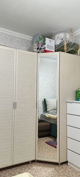 Продам шкаф б\ у угловой.