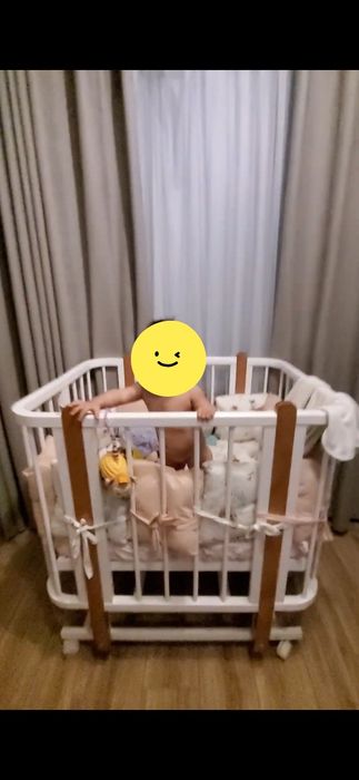 Детская кроватка.