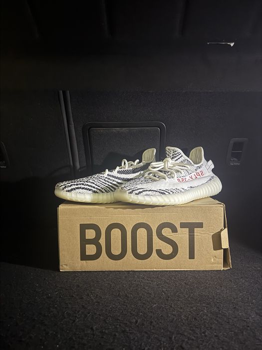 Yeezy boost 350 V2 Zebra