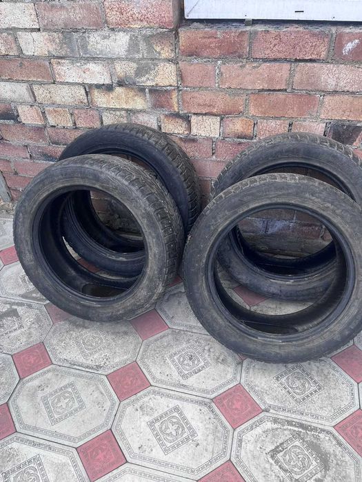 продам резину 8 шин за 160000