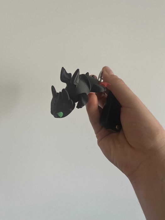 Breloc Dragon Flexi Toothless – Mini Dragon Articulat, Tipărit 3D