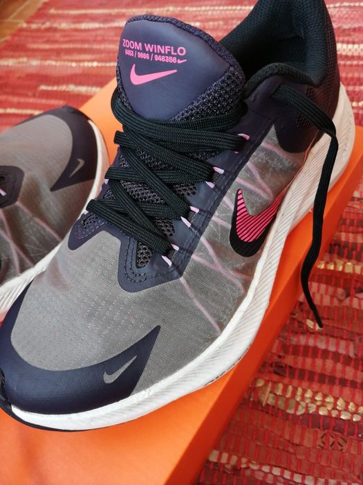 Vand pantofi sport Nike Winflo
