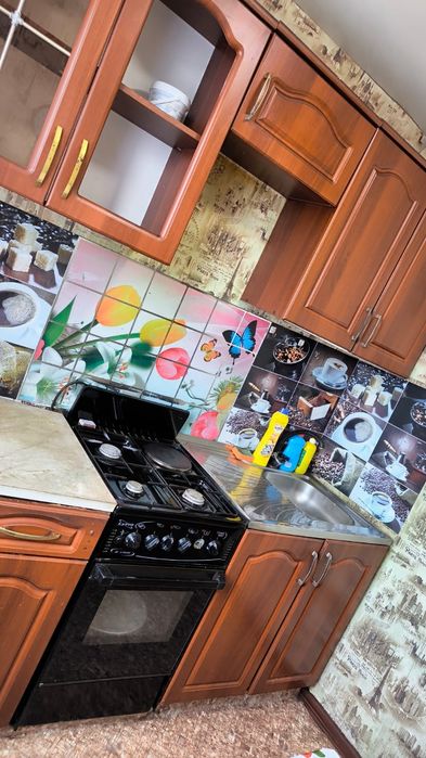 Продам квартиру  Шахтинск