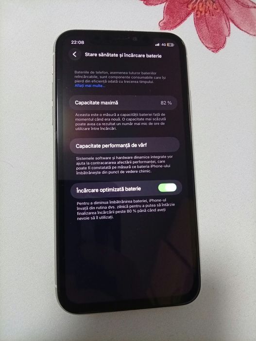 Vând iphone 11 in stare impecabilă