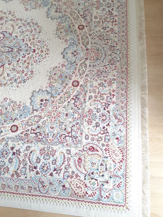 Продам ковёр 2×3