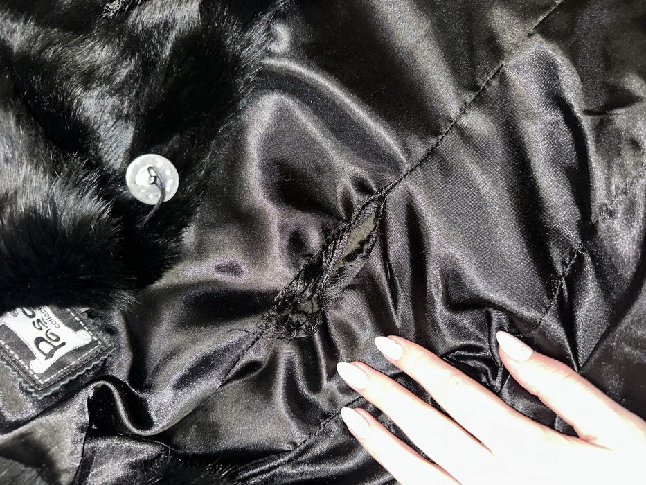 Черно и бяло палто от заешки косъм, изцяло естествено