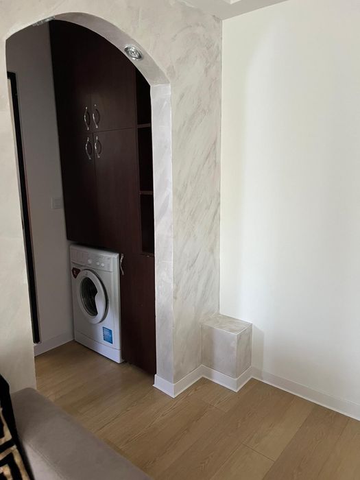 Apartament cu 3 camere