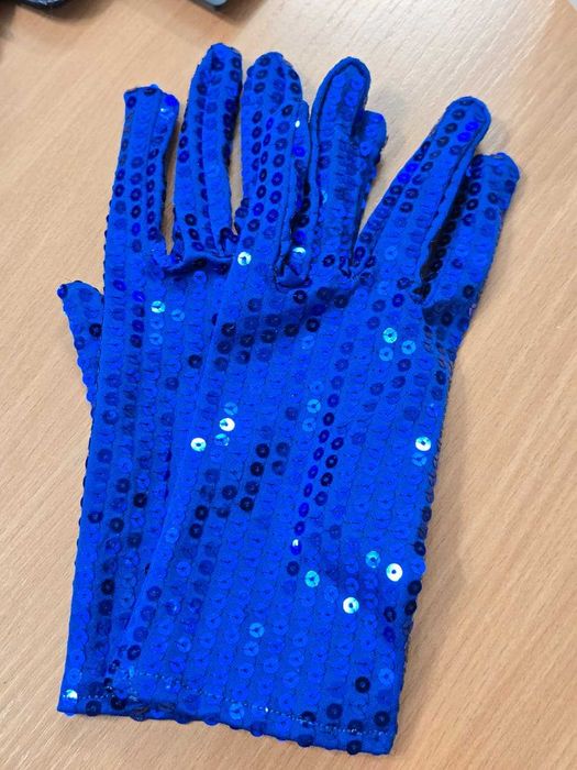 Шляпа и перчатки карнавальные