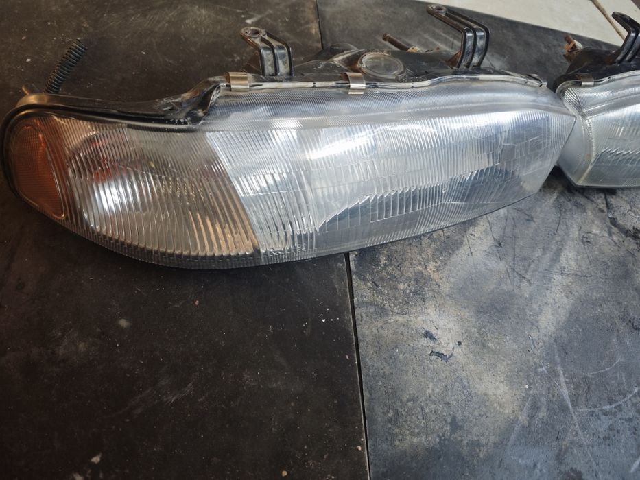 Фары subaru outback/legacy bg5 95-99