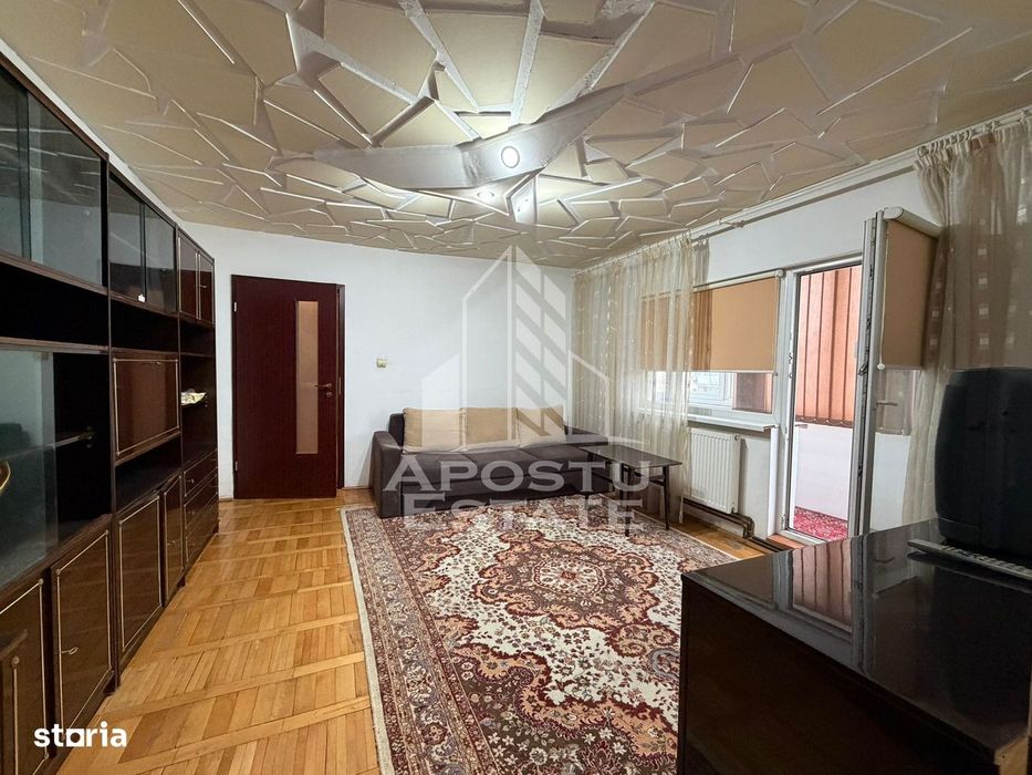 Apartament cu 2 camere, semidecomandat,centrala proprie,zona Girocului — fotografia 1