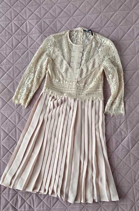 Rochie plisata, Zara