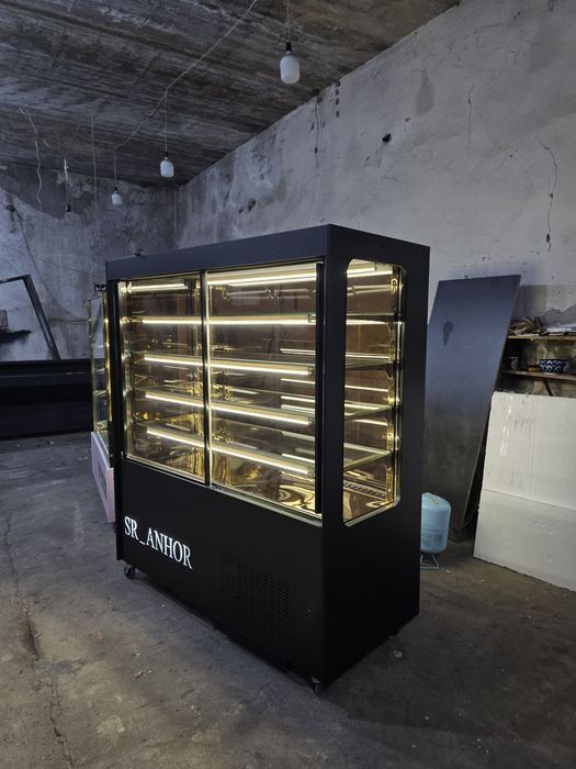 Хоьодильник витрина