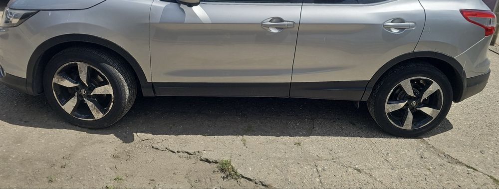 На части Nissan Qashqai 1.6 d automat