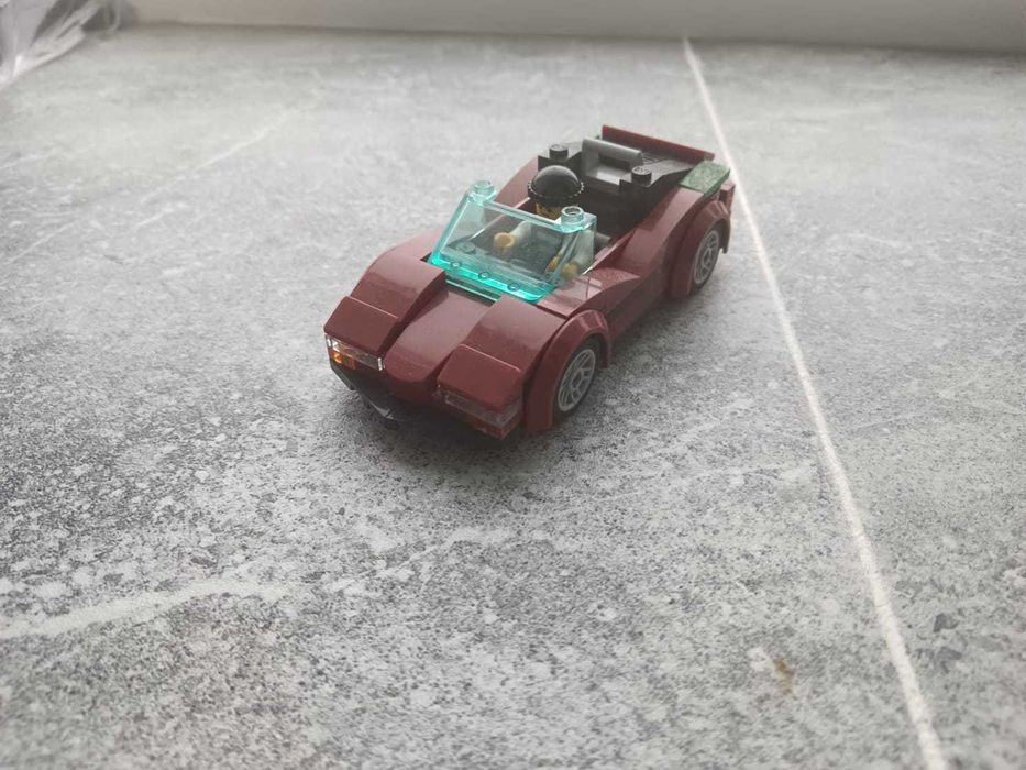 продаю конструктор LEGO автомобили ОРИГИНАЛ