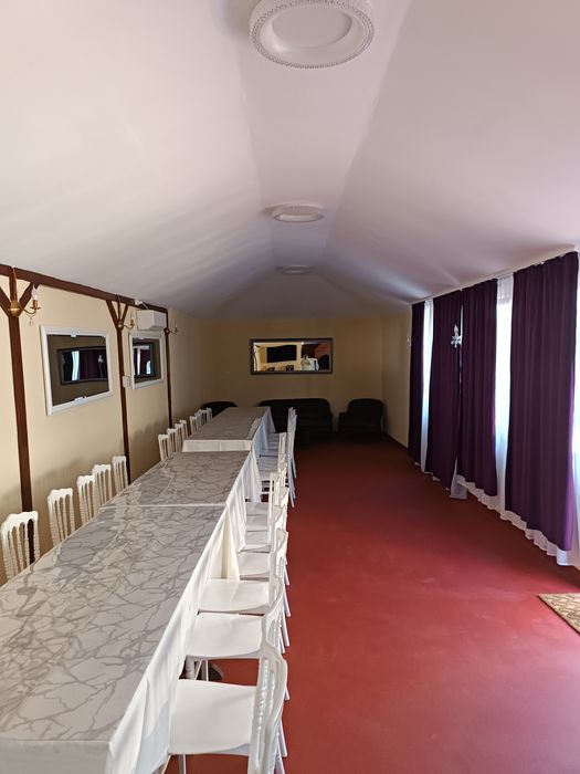 Vilă  de închiriat pt petreceri private + sală modernă