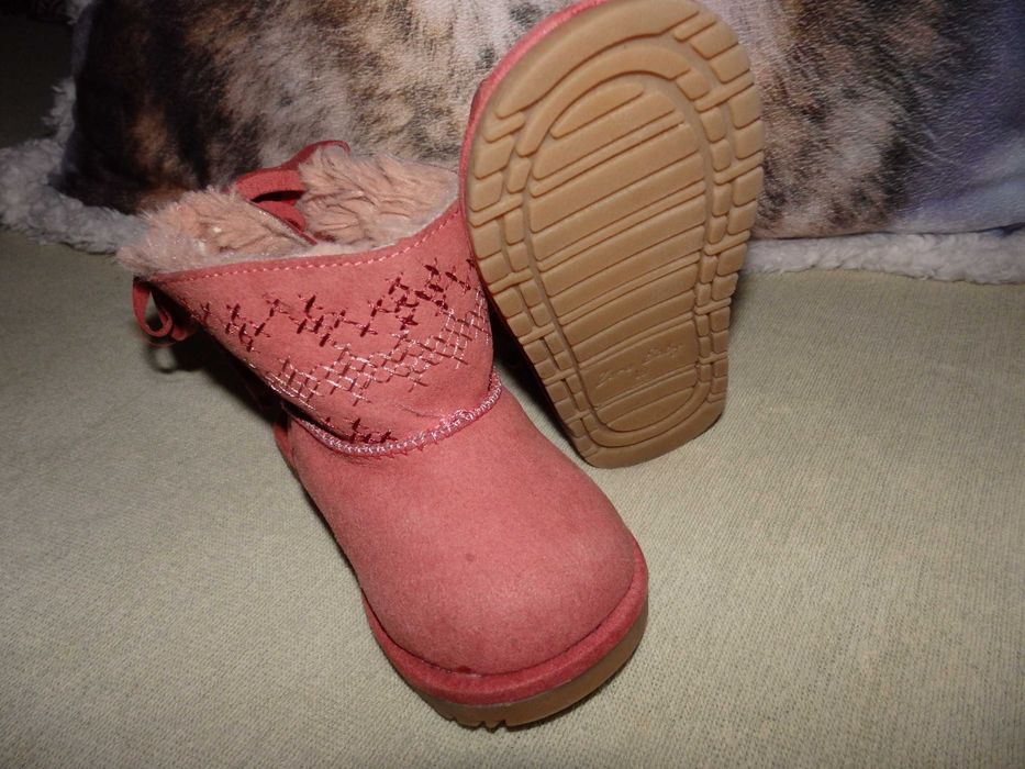 Топли ботушки Зара