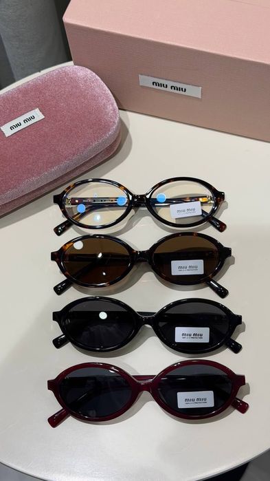 MİU sunglasses full box mrs