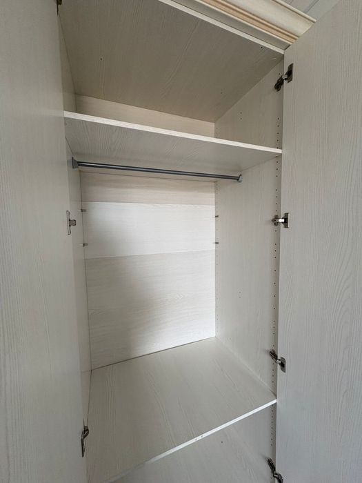 Продаю шкафы для спальни