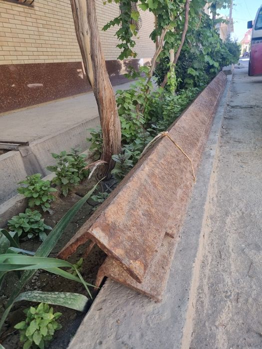 Угольник 16×16см