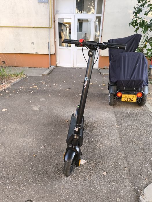 Trotineta electrica Isen X9 Pro + baterie EXTRA + incarcator EXTRA