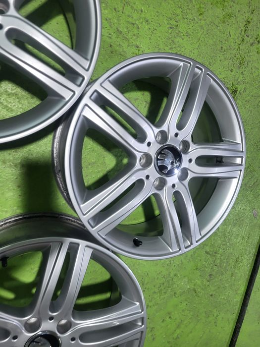 17 5x112 Skoda лети джанти 5х112 шкода