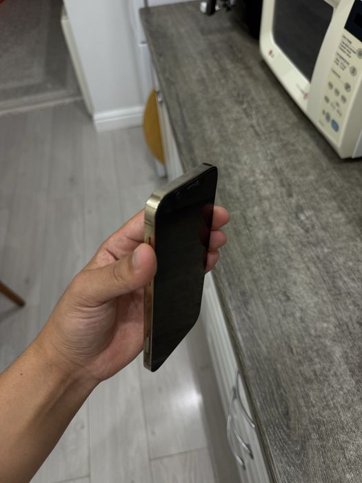 Продам Iphone 12 pro 128гб идеал!