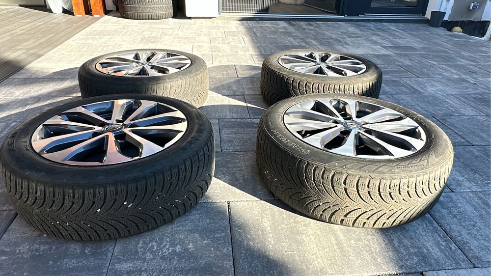 Set jante aliaj originale Renault Zoe 16" cu anvelope de iarnă 195/55 R16