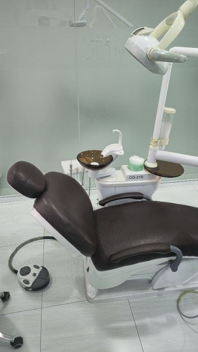 Stomatologik kreslo CQ215A Стом.кресло