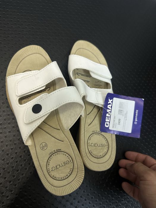 Тапочки белые на лето Geemax
