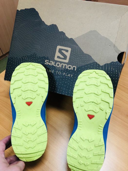 Adidasi baiat SALOMON--marimea 34-35,inter22,5 cm,nu piele GEOX