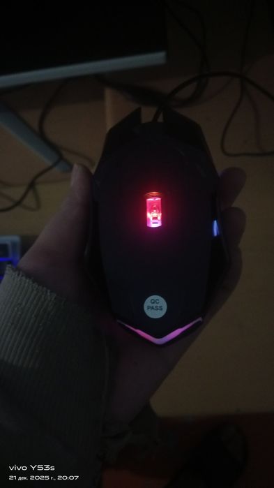 Продаю мышку новая