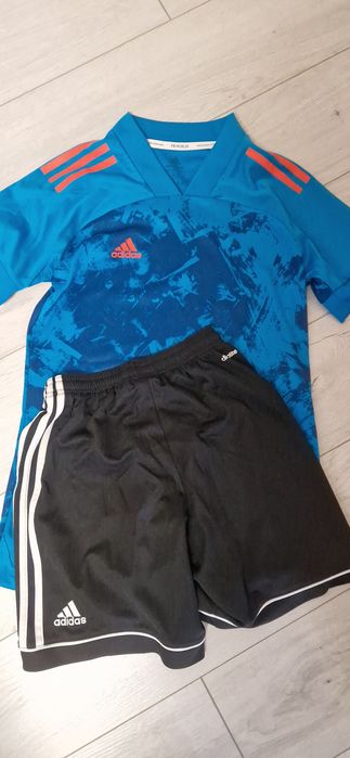 Тениска, къси панталонки  Adidas