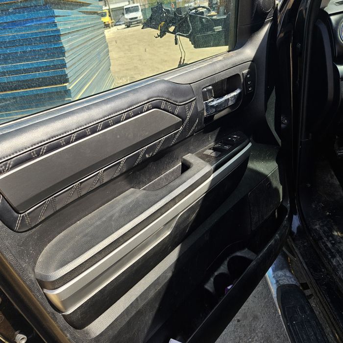 ТОЙОТА ТУНДРА Платинум Toyota tundra