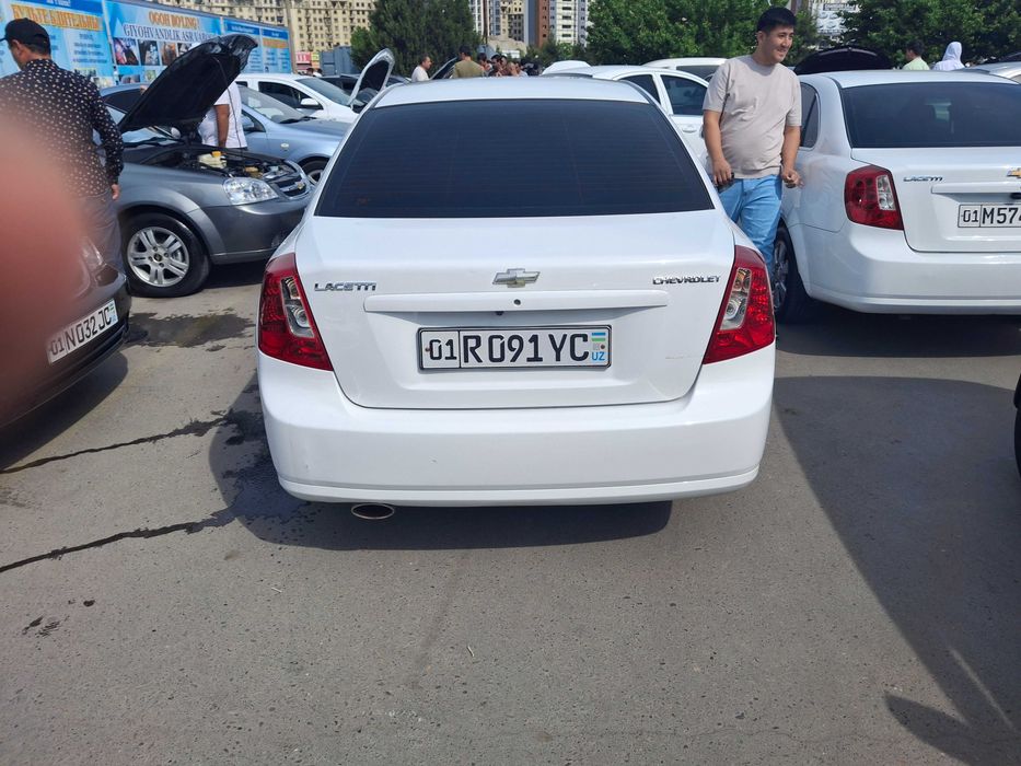 Chevrolet Lacetti / Gentra 2010 — 3