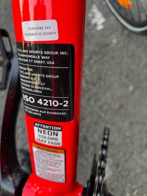 Bicicleta de oras Cannondale Quick 5 Rosu Acid 2021