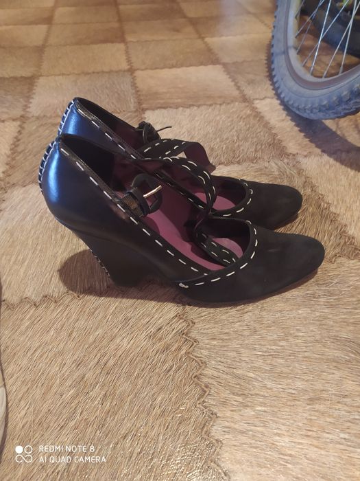 Продам туфли, босоножки