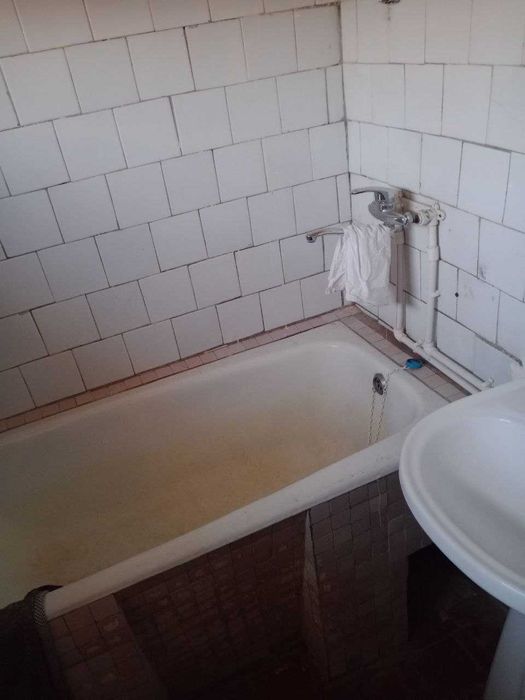 Сдается 3 комнатная квартира на 1 этаже в Гульбахоре