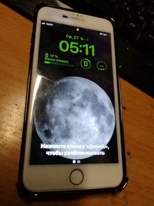 Продам Iphone 8+ 77/64