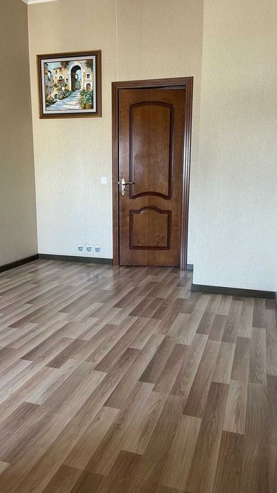 Сдается в аренду офис в центре города, ст.м. Дружба Народов, 85 кв.м.