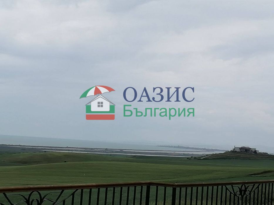 Голям 3-стаен апартамент на 3-ти етаж,Виниярдс Ризорт,Ахелой,България-172,58 кв. м.,