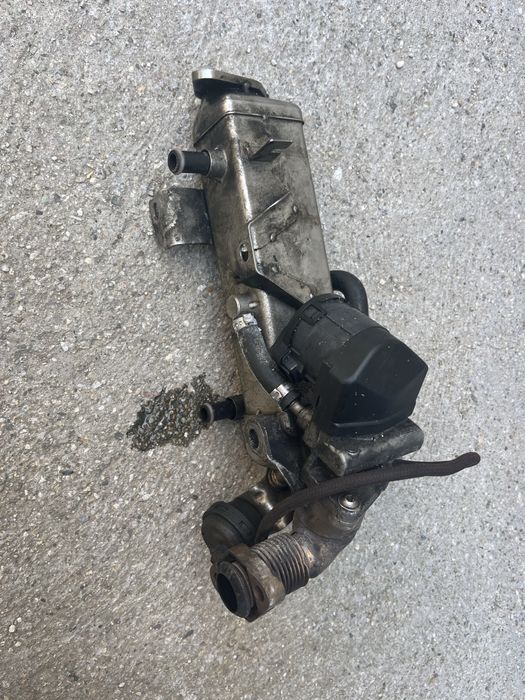 Бмв ф10 520д 184к ЕГР и охладител