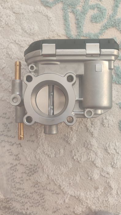 Дроссельная заслонка