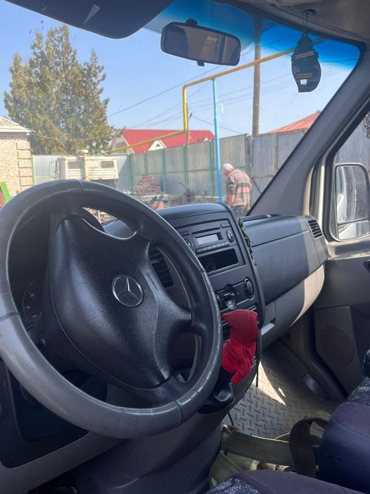 Mercedes sprinter
