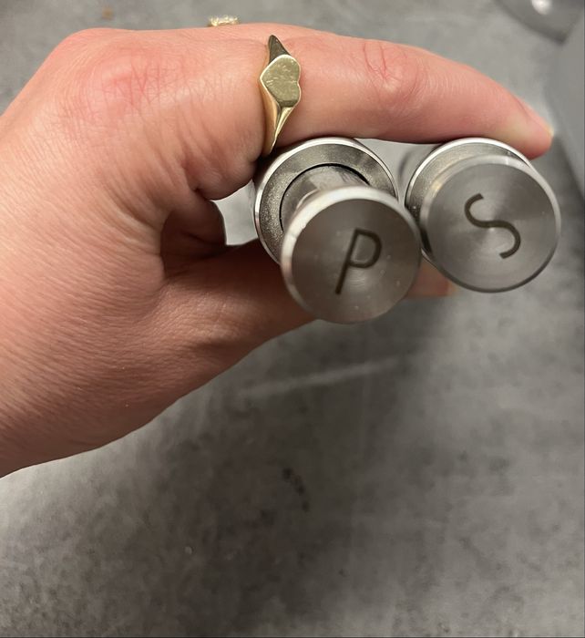 Мелнички от неръждаема стомана  за сол и пипер Brabantia