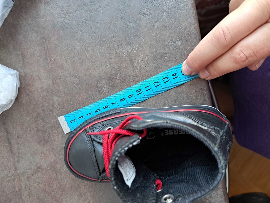 детски кецове,гуменки,спортни обувки,маратонки,Converse,22,за момче